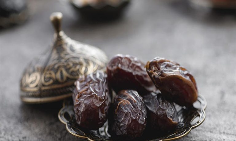 Piarom Dates